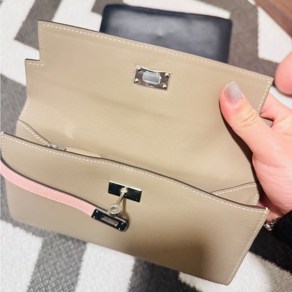 house of hello wallet - Picture 2 of 4